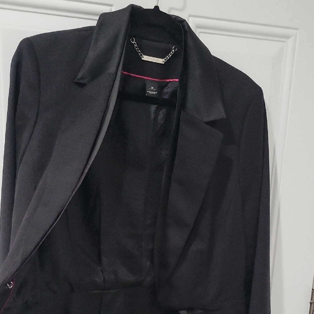 Elegant Black Suit Jacket